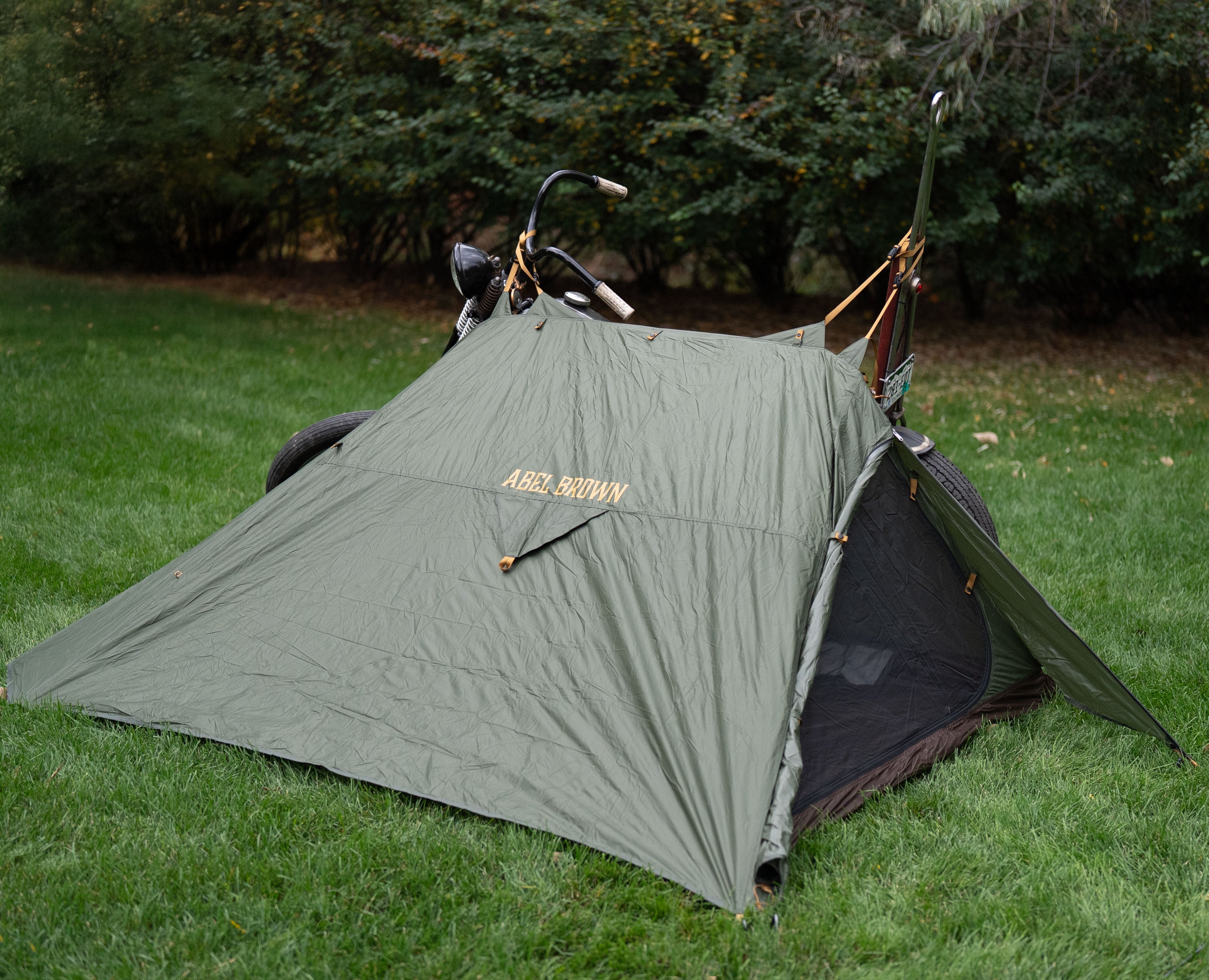 Nomad 5 Motorcycle Tent