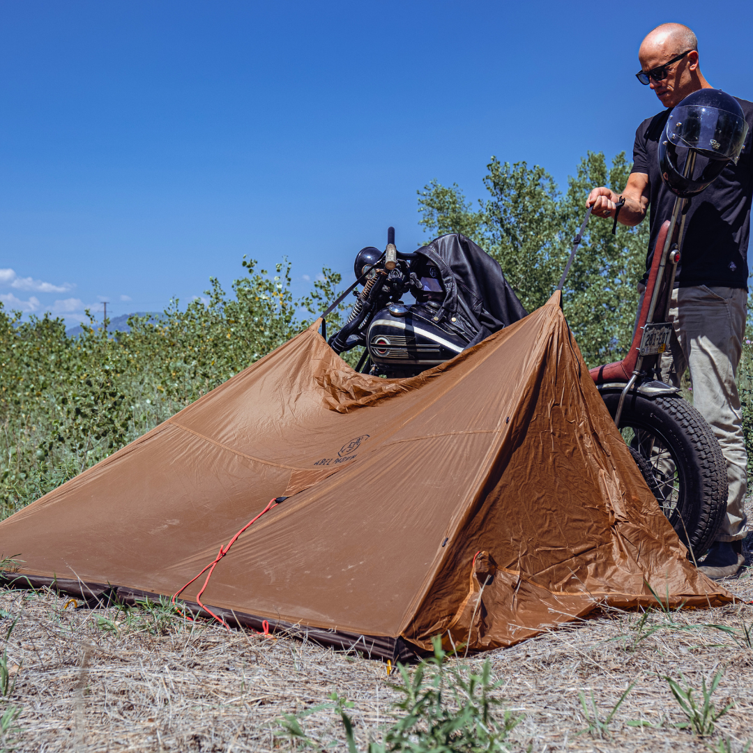 walvis Niet genoeg Proportioneel Nomad 4 Tent - Motorcycle Camping Gear | Abel Brown